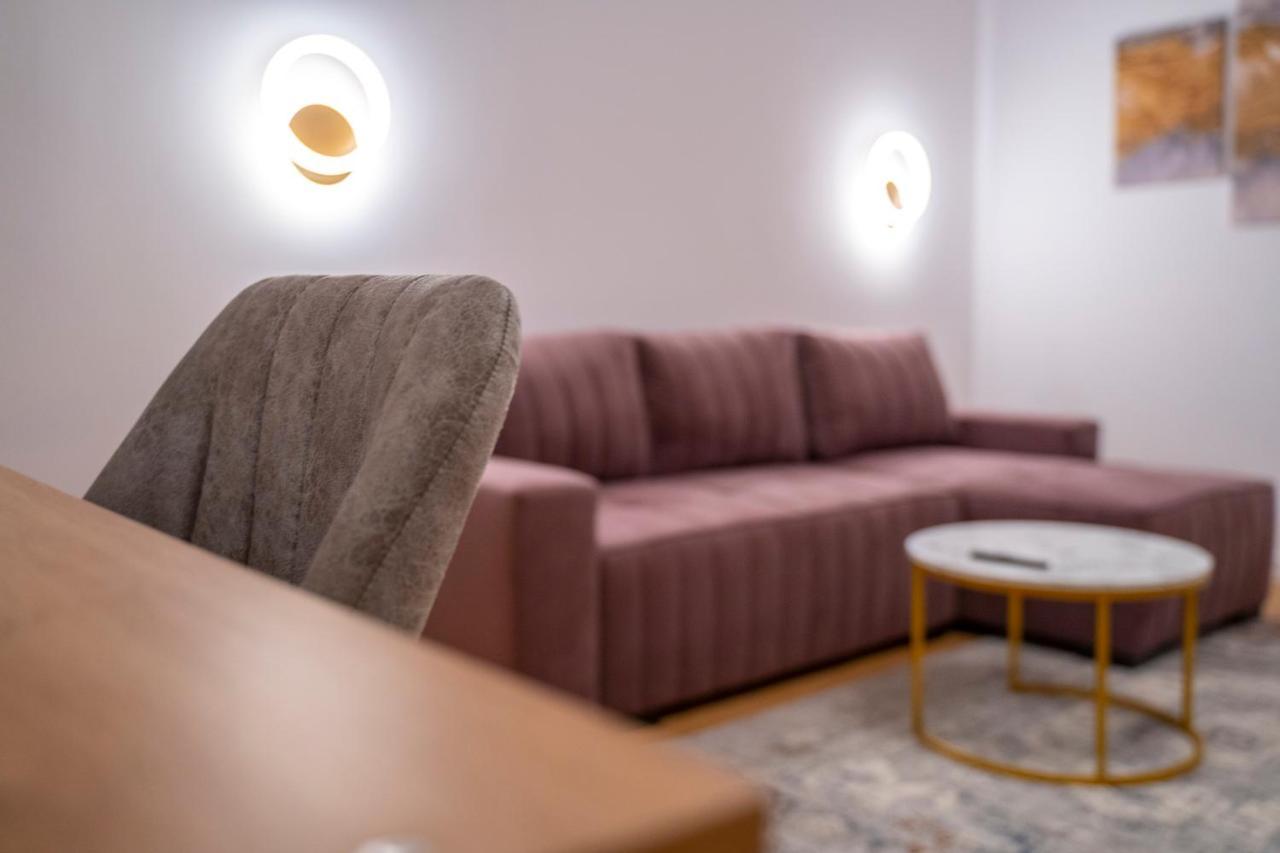 Coban Residence - A3 - Scandinavian Apartment Braşov Buitenkant foto